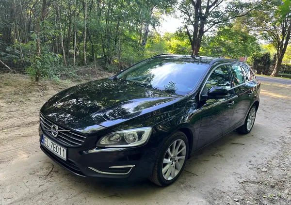 Volvo V60 cena 49900 przebieg: 163000, rok produkcji 2016 z Łódź małe 67